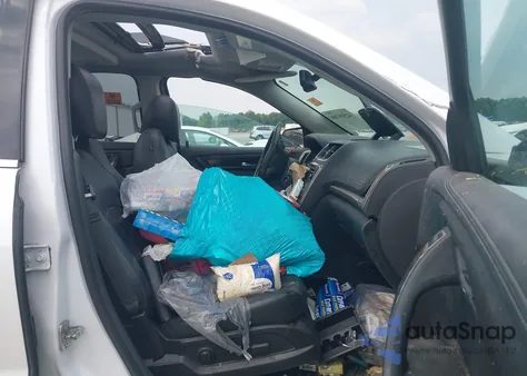 2016 GMC Acadia Denali z USA, uszkodzony, nr VIN 1GKKRTKD1GJ290032